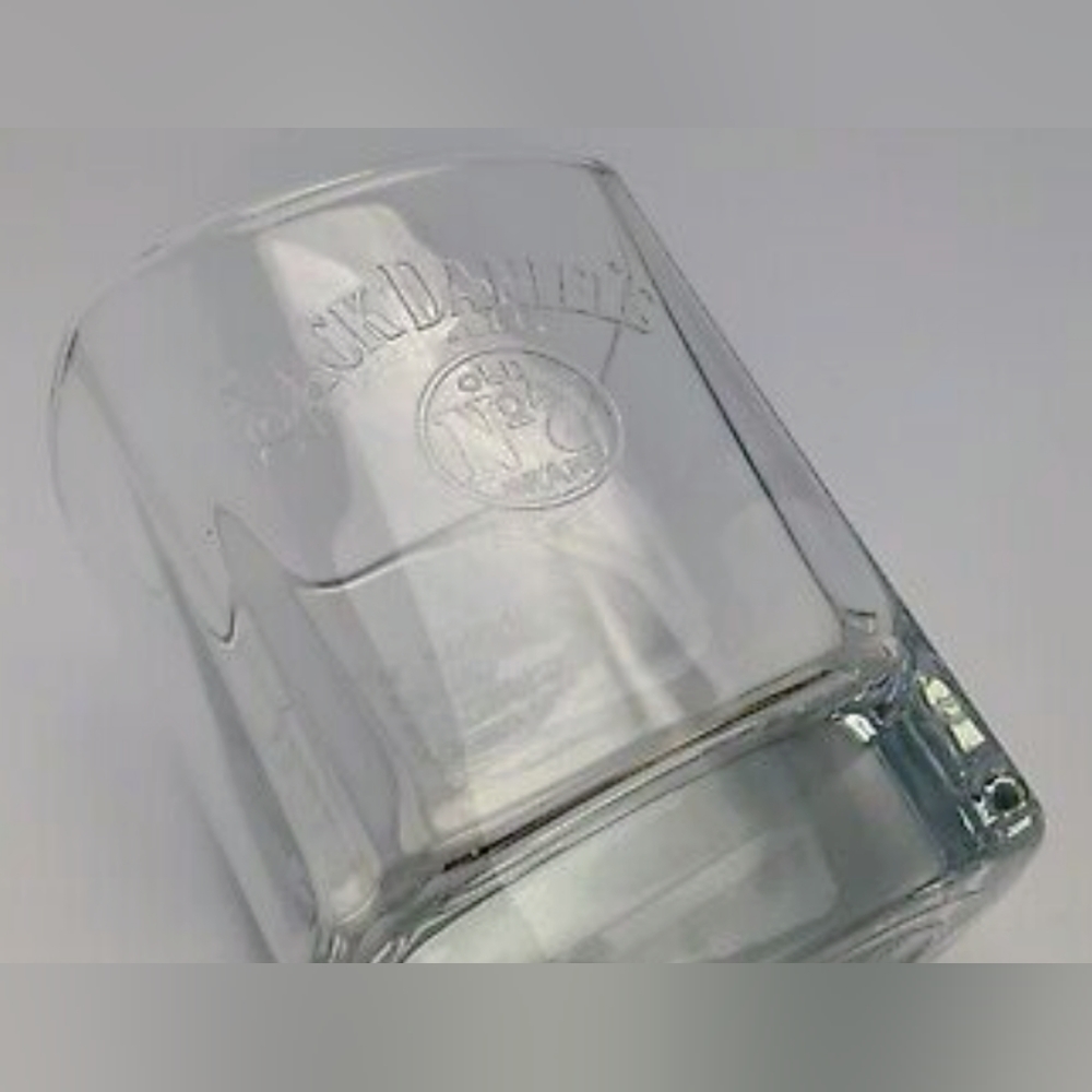 Jack Daniels Whiskey Glasses  Square Lowball Rocks Set 2   Embossed Bottoms